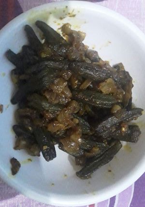A picture of Bharva bhindi.