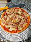 Pizza de Mozzarella con mortadella