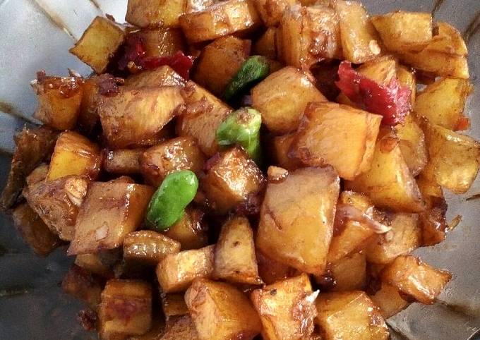 Ternyata begini loh! Bagaimana cara bikin Sambal goreng ubi yang spesial