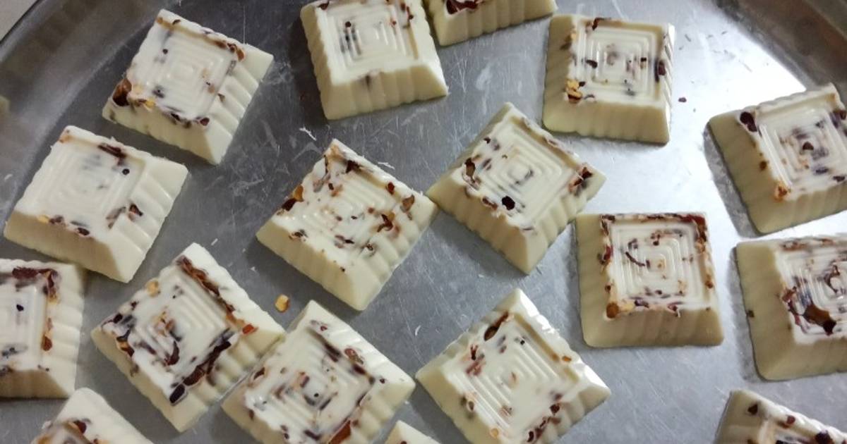 Guava chilli chocolate Recipe by Purvi Champaneria Cookpad