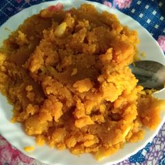 A picture of Instant Moong Dal Halwa.