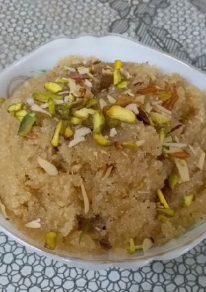 A picture of Suji ka halwa.