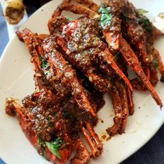 A picture of Dancing Crabs.