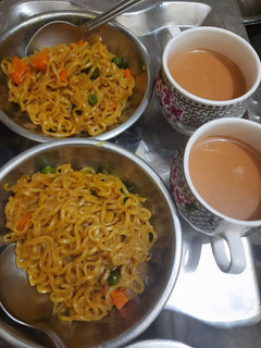 मैगी(maggi recipe in hindi) रेसिपी मुख्य फोटो