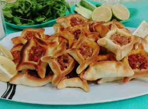 صورة لوصفة صفيحة بعلبكية عا اصولا 😍😍