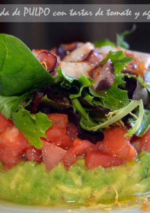 Una foto de Ensalada de Pulpo con Tartar de Tomate