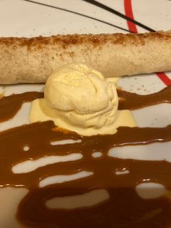Una foto de Panqueques con dulce de leche