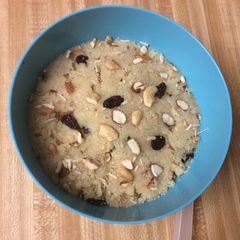 A picture of Instant Semolina Halwa/ Sweet.