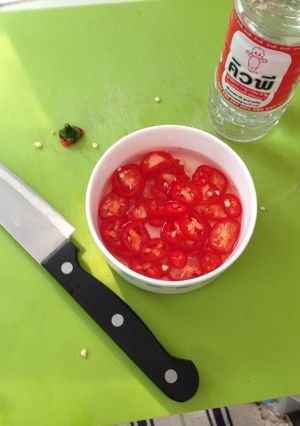 รูปของ น้ำส้มพริกดอง pickled cayenne pepper