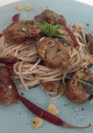 รูปของ Spaghetti with Northern Thai spicy sausage สปาเกตตี้ไส้อั่ว