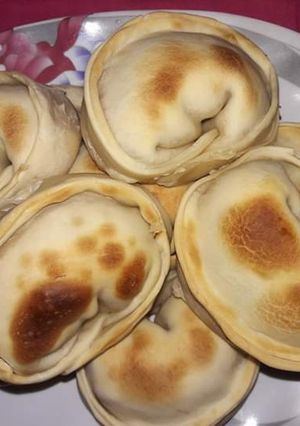 Una foto de Empanadas caprese 🥂