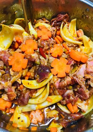 Hình của món Bò kho (sốt vang).
