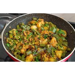 A picture of Bhindi aloo.