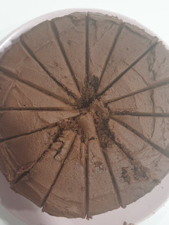 Una foto de Pastel de chocolate con ganache
