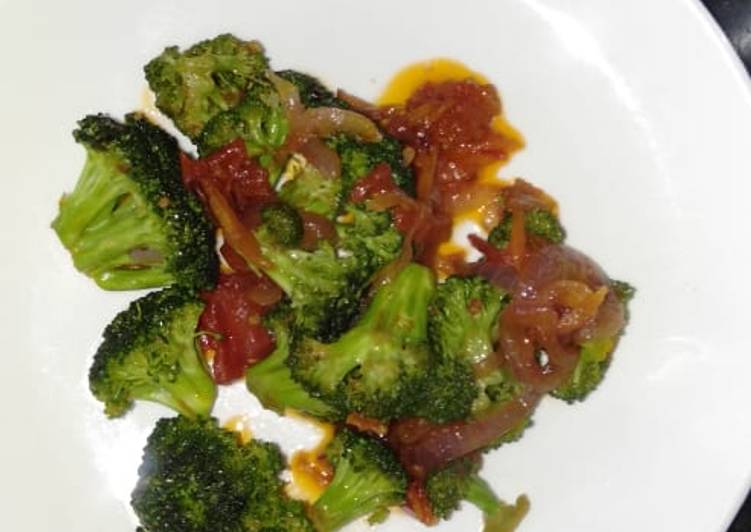 Recipe of Ultimate Broccoli and Tomatoes