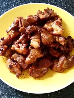 รูปของ ซี่โครงหมูอ่อนทอดกระเทียมพริกไทย