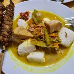 A picture of Indonesian Vegetables Coconut Stews.