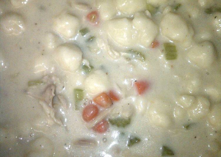 How to Make Favorite Chicken and Dumplings