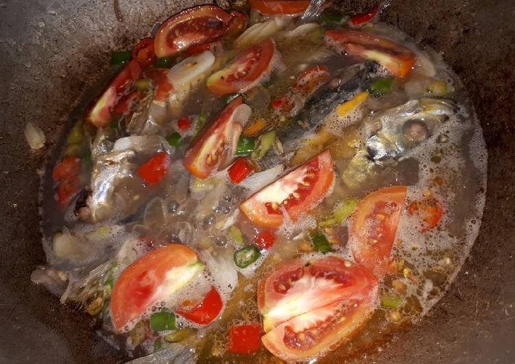 Steam ikan peda cabai hijau mix tomat