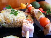 Una foto de brochetas saludable