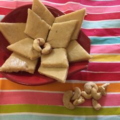 A picture of Kaju katli.