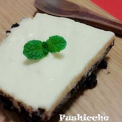 A picture of Cheesecake with Oreo Crust (no bake).