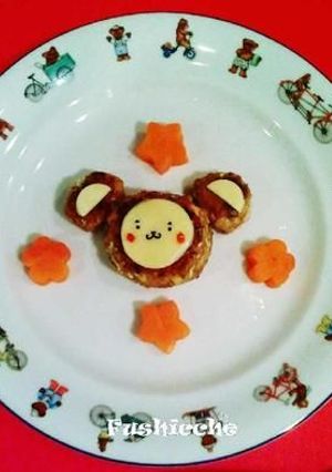 A picture of DECO Bear Burger.