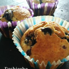 A picture of Blueberry and Cheese Muffins.
