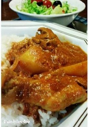 A picture of Spicy Chicken Curry.