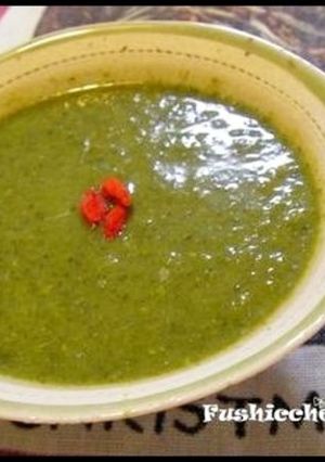 A picture of Creamy Spinach Soup.
