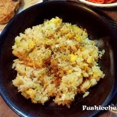 A picture of Fried Rice with Egg and Spring Onions.