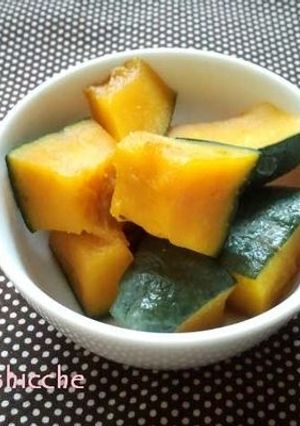 A picture of Steamed Kabocha Squash (Kabocha-ni).