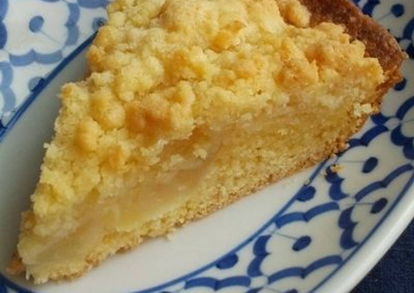 Apple Crumble Tart