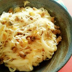 A picture of Somen Noodle Stir Fry with Mackerel and Miso.