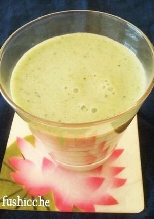 A picture of Green Ginger Smoothie.