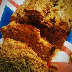 A picture of Cinnamon Ginger Pound Cake.