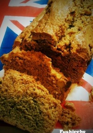 A picture of Cinnamon Ginger Pound Cake.
