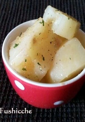 A picture of Cheese and Garlic Buttered Potatoes.