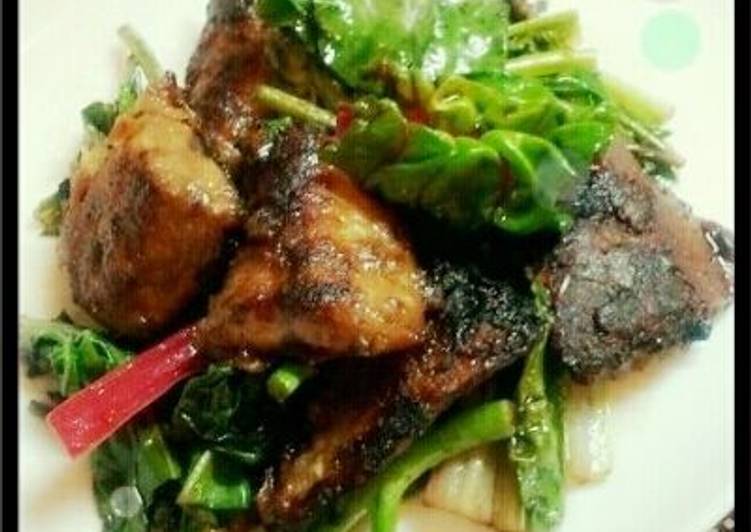 Recipe of Homemade Mackerel and Swiss Chard Stir-fry with Balsamic Vinegar