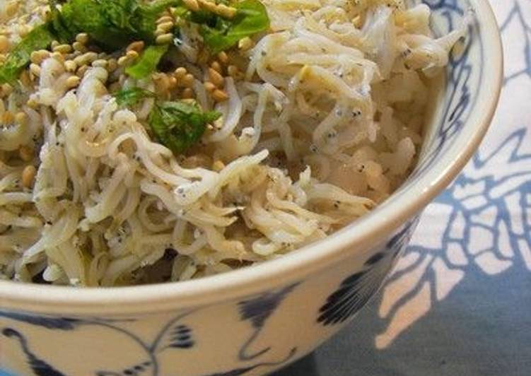 How to Make Any-night-of-the-week Shirasu Rice Bowl (Shirasu-don)