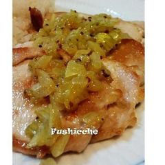 A picture of Sauteed Pork with Onion Sauce.