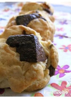 A picture of Chocolate Tea Scones.