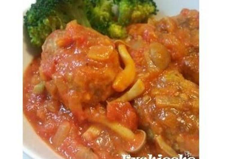 Recipe of Homemade Hamburgers with Tomato Sauce