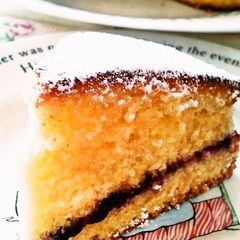 A picture of Victoria Sandwich.