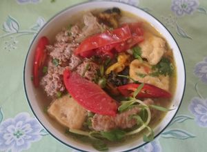 Hình của món BÚN ỐC RIÊU CUA ĐỒNG.