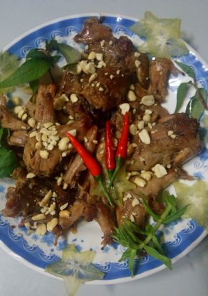 Hình của món CHUỘT ĐỒNG KHÌA NƯỚC DỪA.