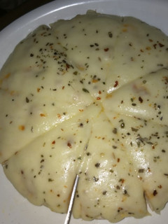 માર્ગરેટા પીઝા (Margerita Pizza Recipe In Gujarati) રેસીપી મુખ્ય ફોટો