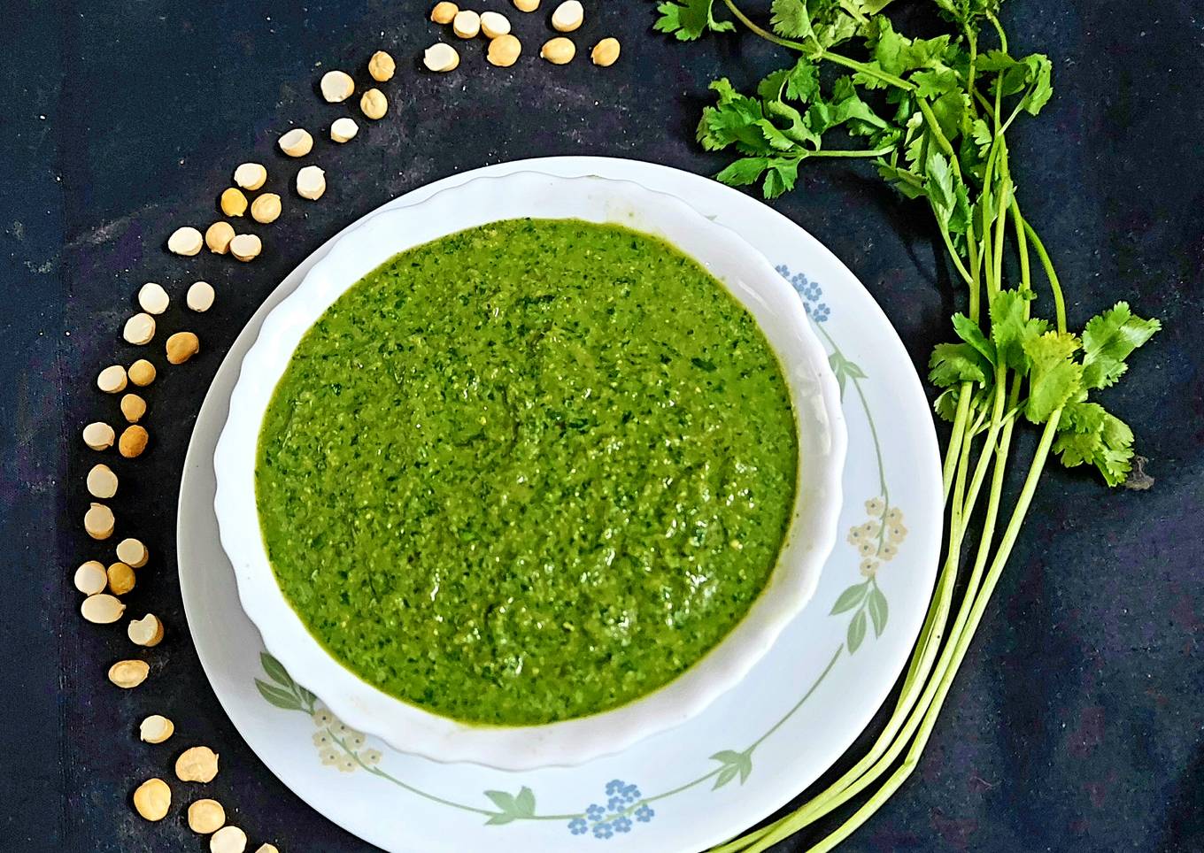 Coriander green garlic chutney