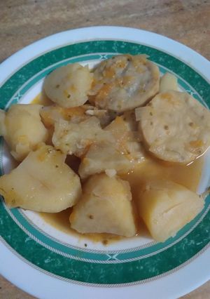 Una foto de Guiso de merluza súper fácil y barato
