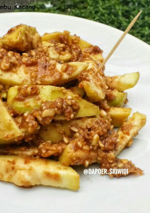 Foto resep Rujak Kedondong Bumbu Kacang